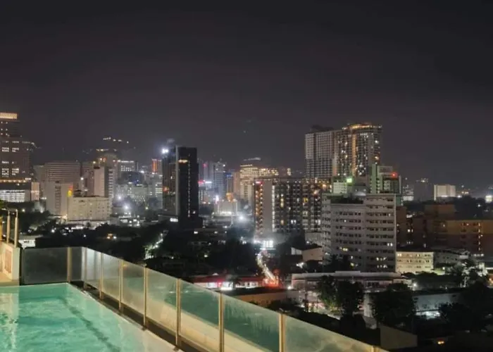 Cozy Near Ayala Center アパート *